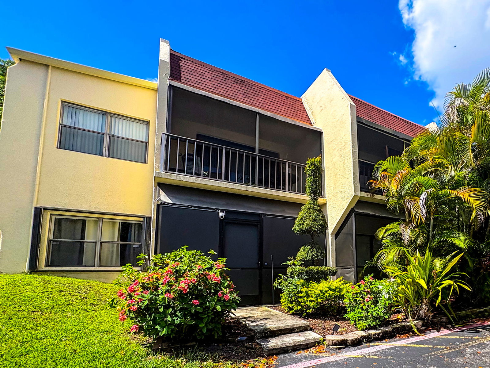 Raintree Forest Condo - 1